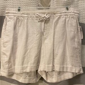 Women’s White Shorts Large Brand New